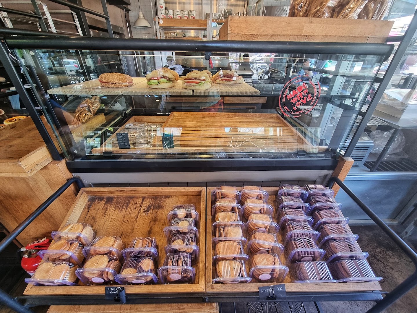Bread Bakery & Deli · Φωτογραφίες 1